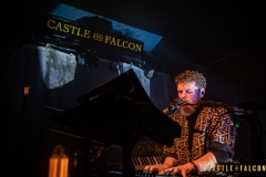 Jack_Garratt_Castle_And_Falcon_2202202000014