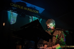 Jack_Garratt_Castle_And_Falcon_2202202000015