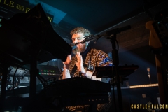 Jack_Garratt_Castle_And_Falcon_2202202000018