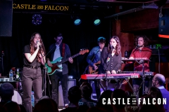 20200302-The-Staves-The-Castle-Falcon-049